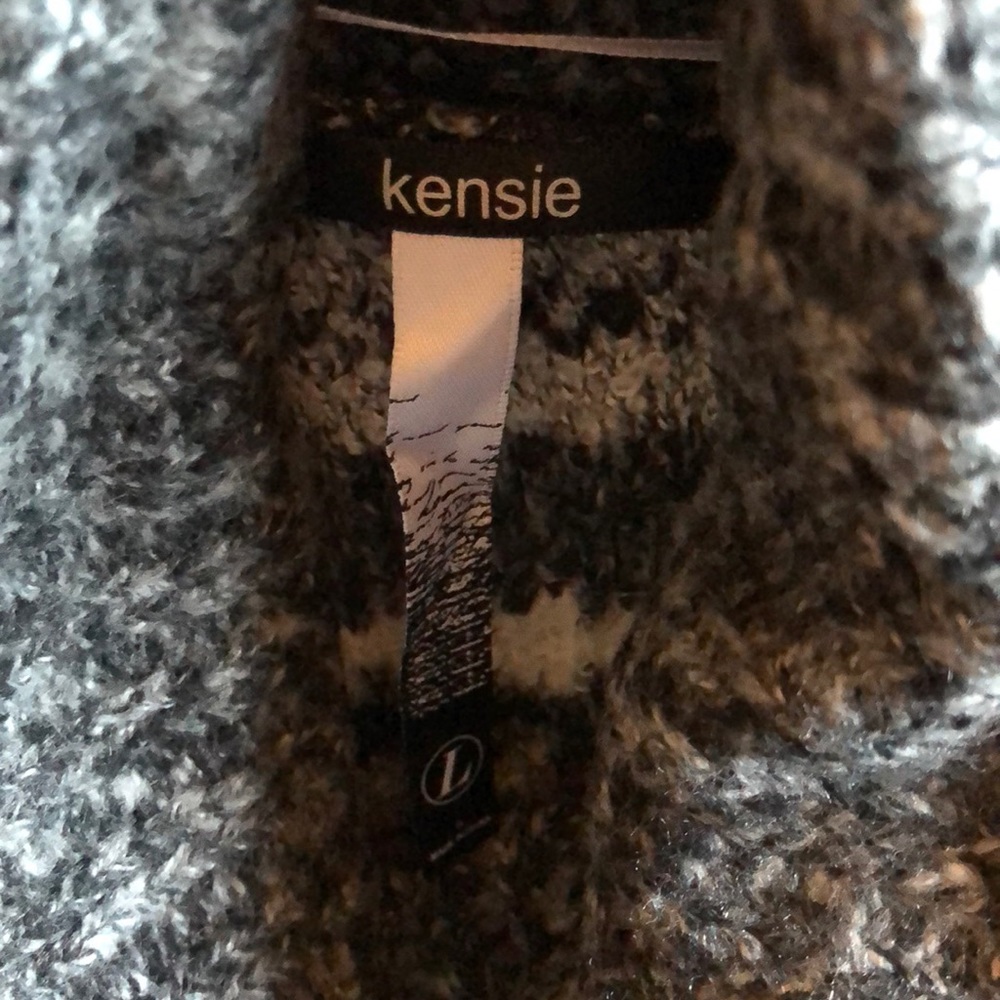 Kenzie sweater - Picture 2 of 3